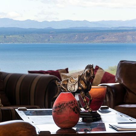 The Flying Trout Boutique Lodge Таупо Екстер'єр фото